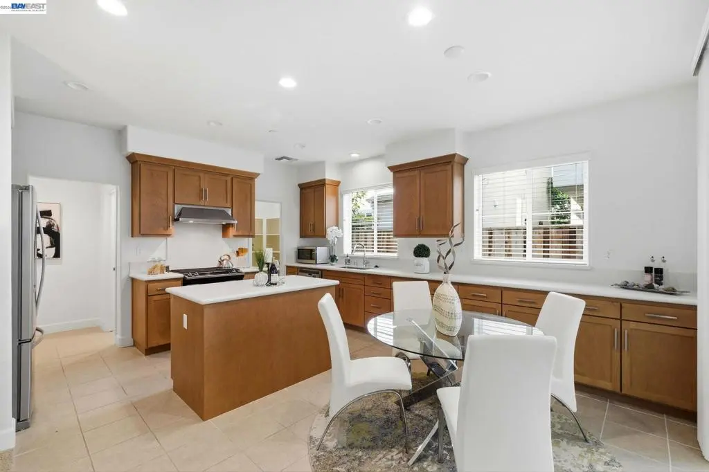 8553 Schooner Way, Newark, CA — listing photo 1