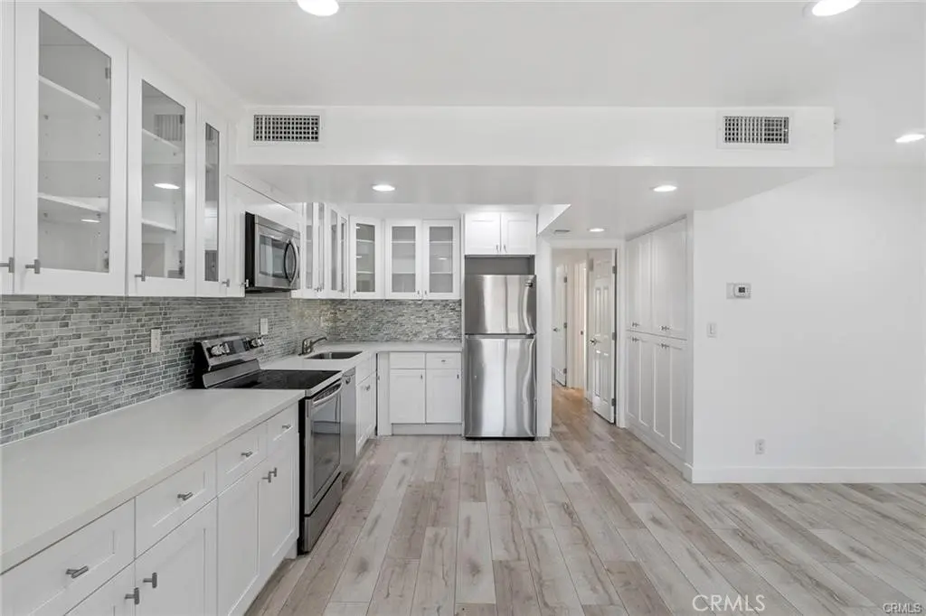 23401 Park Sorrento 34, Calabasas, CA — listing photo 1