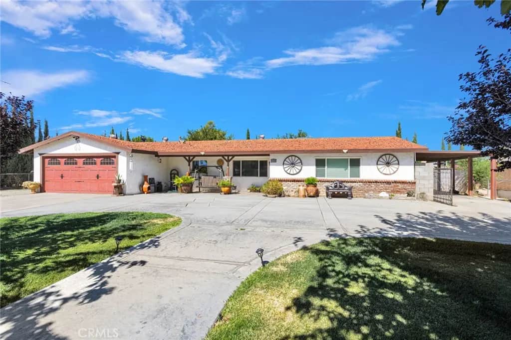 9906 Lincoln Avenue, Hesperia, CA — listing photo 1