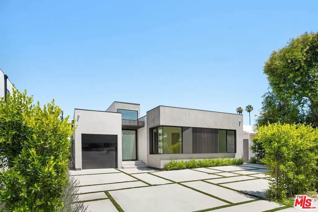 5126 Lindley Avenue, Encino, CA — listing photo 1