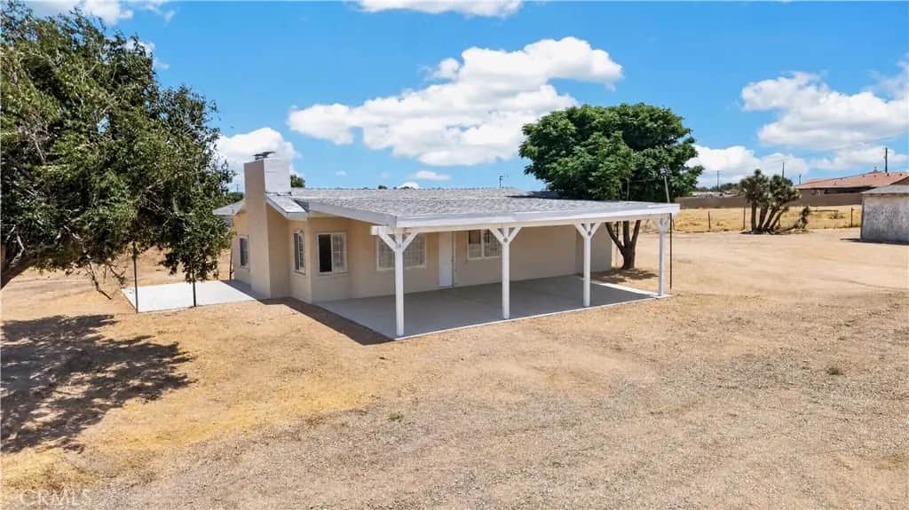 9735 5th Street, Victorville, CA — listing photo 1