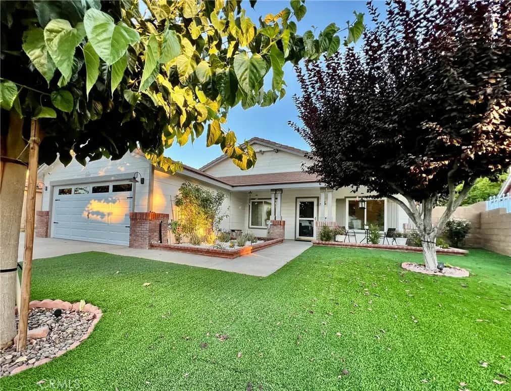 3024 Holline Court, Lancaster, CA — listing photo 1