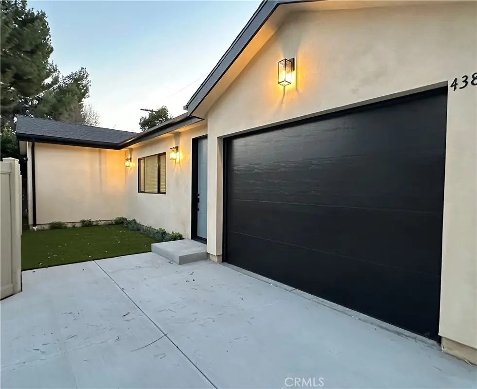 4381 Allott Avenue, Sherman Oaks, CA — listing photo 1