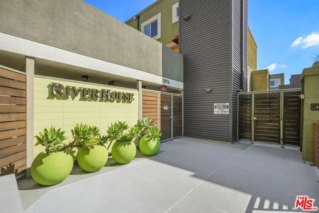 2974 Ripple Place 202, Los Angeles, CA — listing photo 1