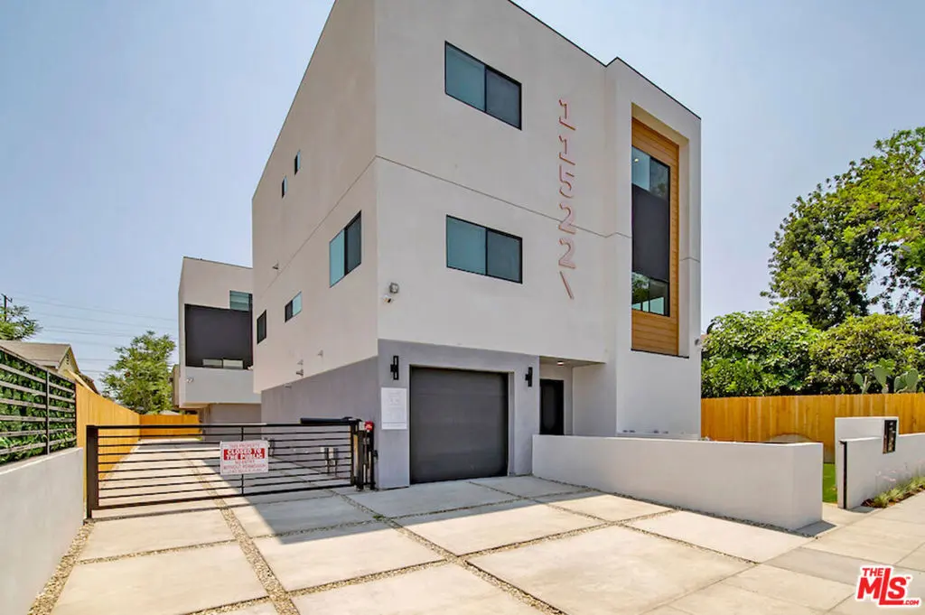 11520 Emelita Street, North Hollywood, CA — listing photo 1