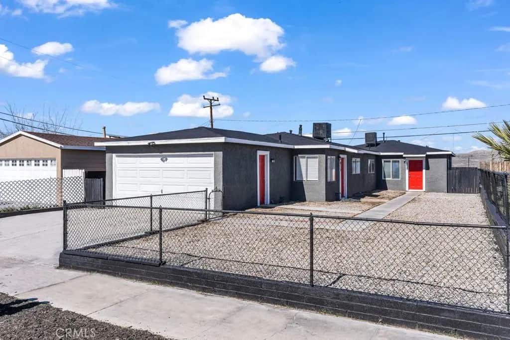 813 E Fredricks Street, Barstow, CA — listing photo 1