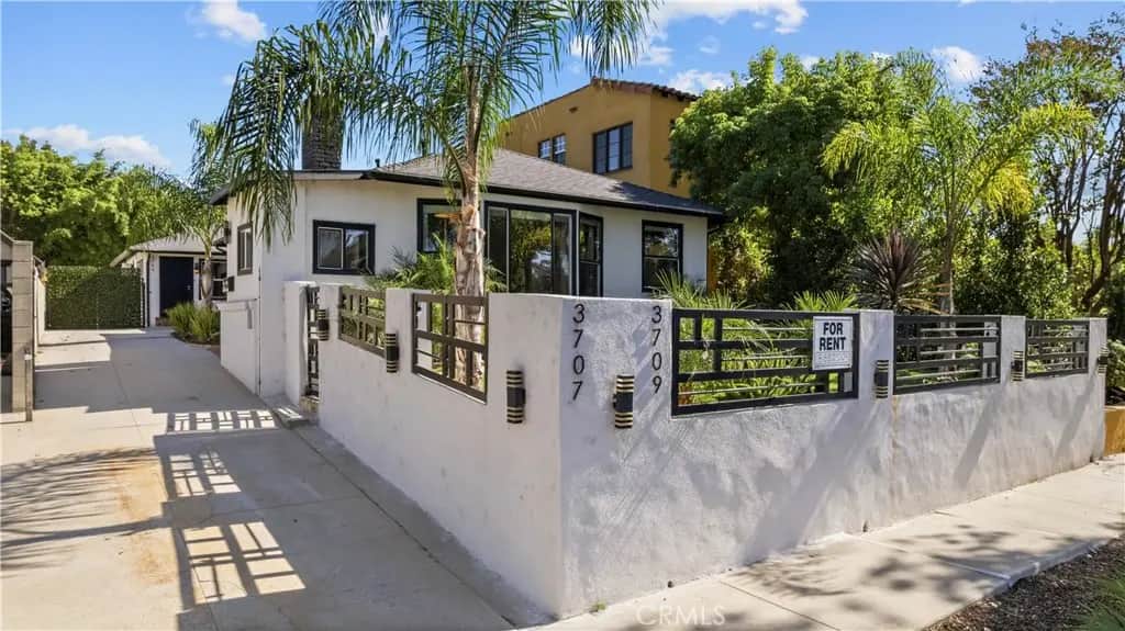 3707 Valleybrink 3707-3709, Los Angeles, CA — listing photo 1