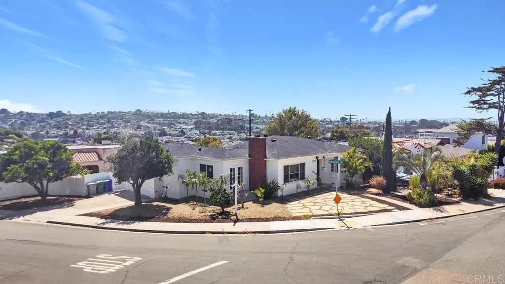 3765 Elliott Street, San Diego, CA — listing photo 1