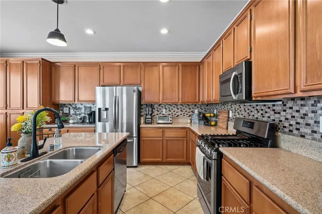3875 Taconite, San Bernardino, CA — listing photo 1