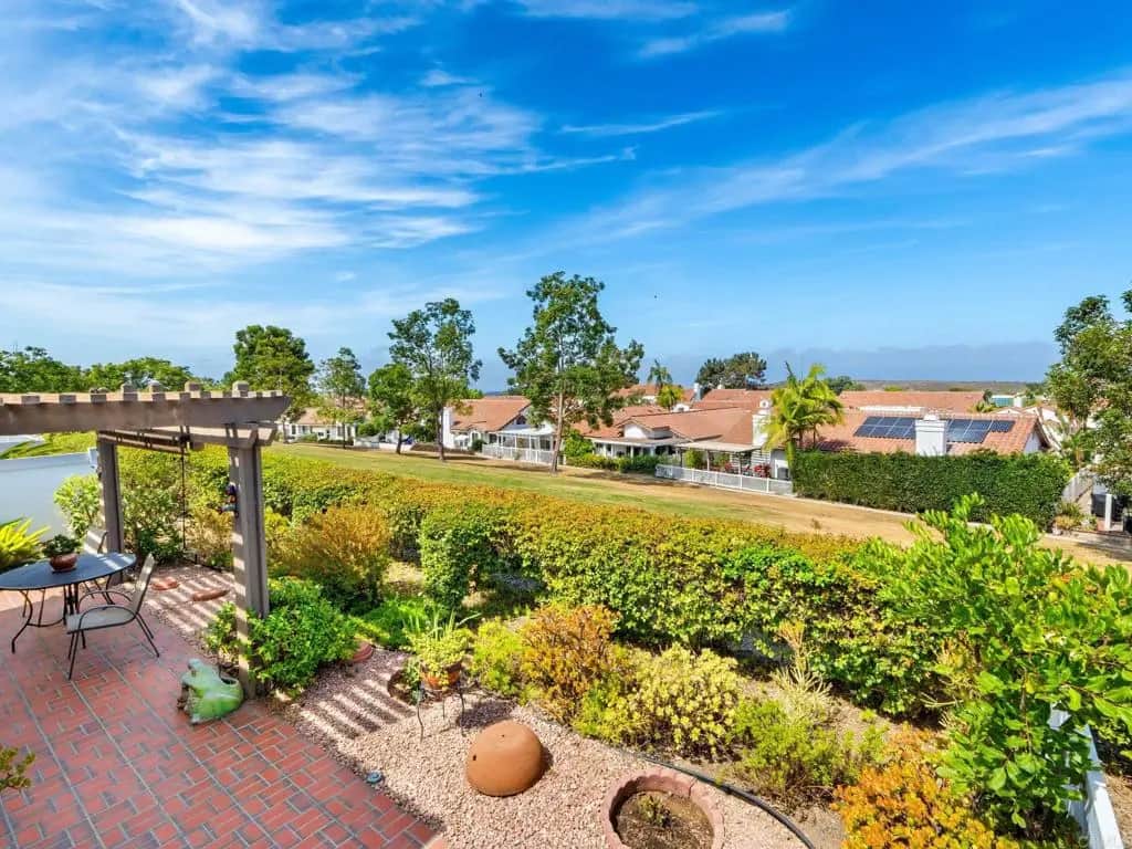 4564 Cordoba Way, Oceanside, CA — listing photo 1