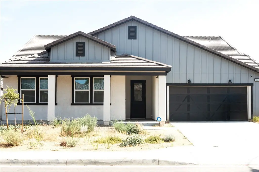 1880 Vincent Drive, Palmdale, CA — listing photo 1