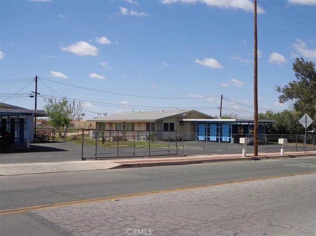 9120 G Avenue B, Hesperia, CA — listing photo 1