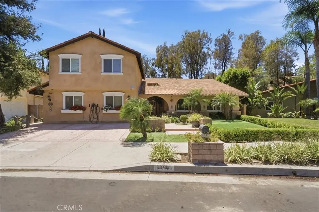 5047 Orrville Avenue, Woodland Hills, CA — listing photo 1