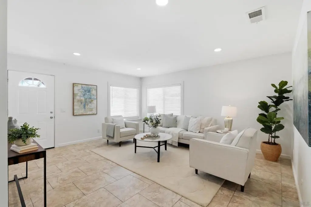 795 Via Callado, Oceanside, CA — listing photo 1