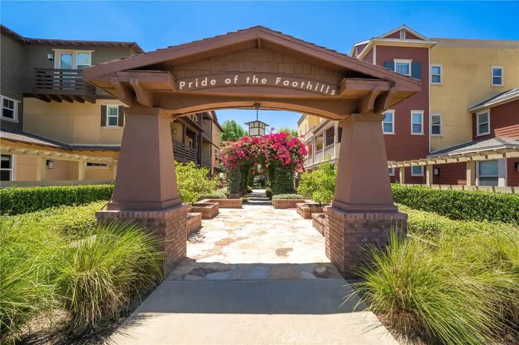 323 S Glendora Avenue, Glendora, CA — listing photo 1
