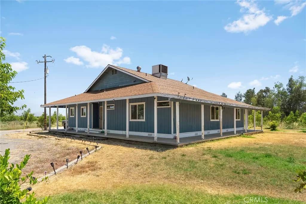 3325 Hall, Corning, CA — listing photo 1