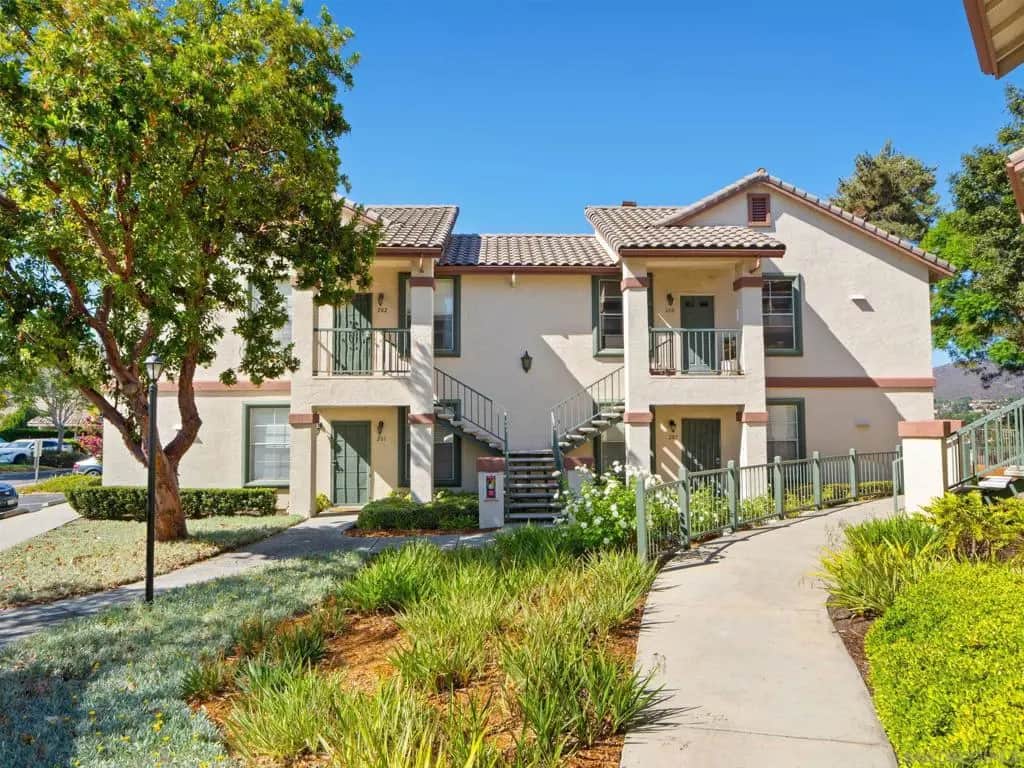 10830 Sabre Hill 202, San Diego, CA — listing photo 1
