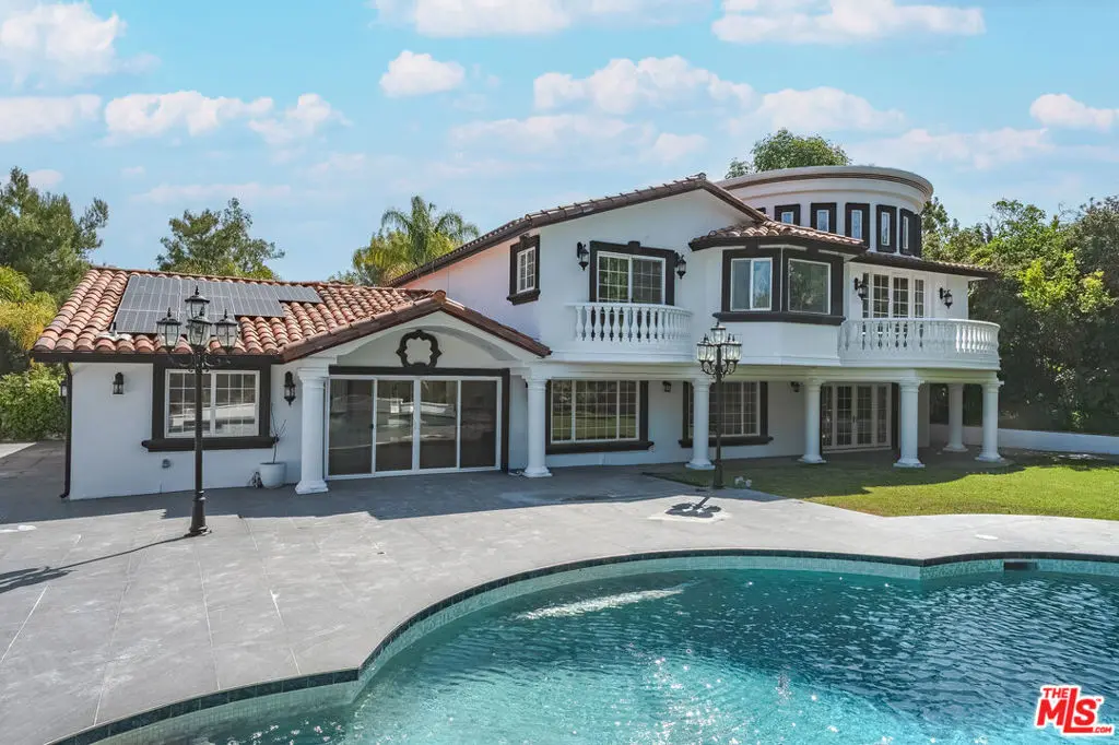 3856 Vista Linda Drive, Encino, CA — listing photo 1