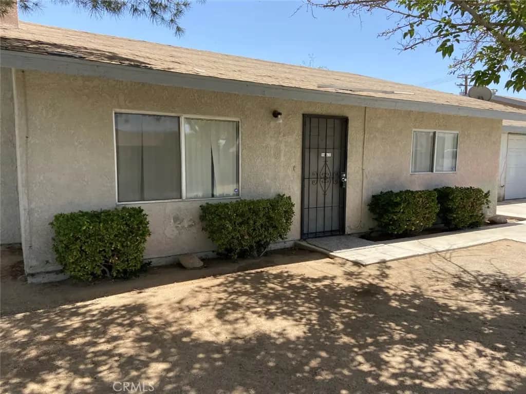 21061 Nisqually A, Apple Valley, CA — listing photo 1