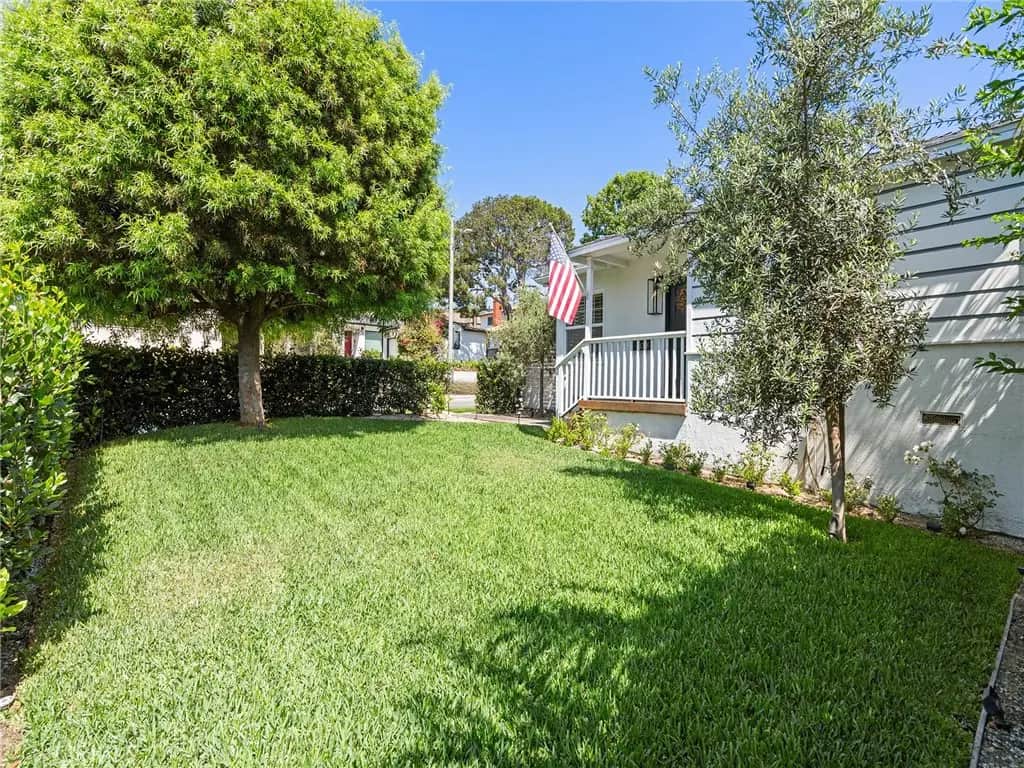 1301 19th, Manhattan Beach, CA — listing photo 1
