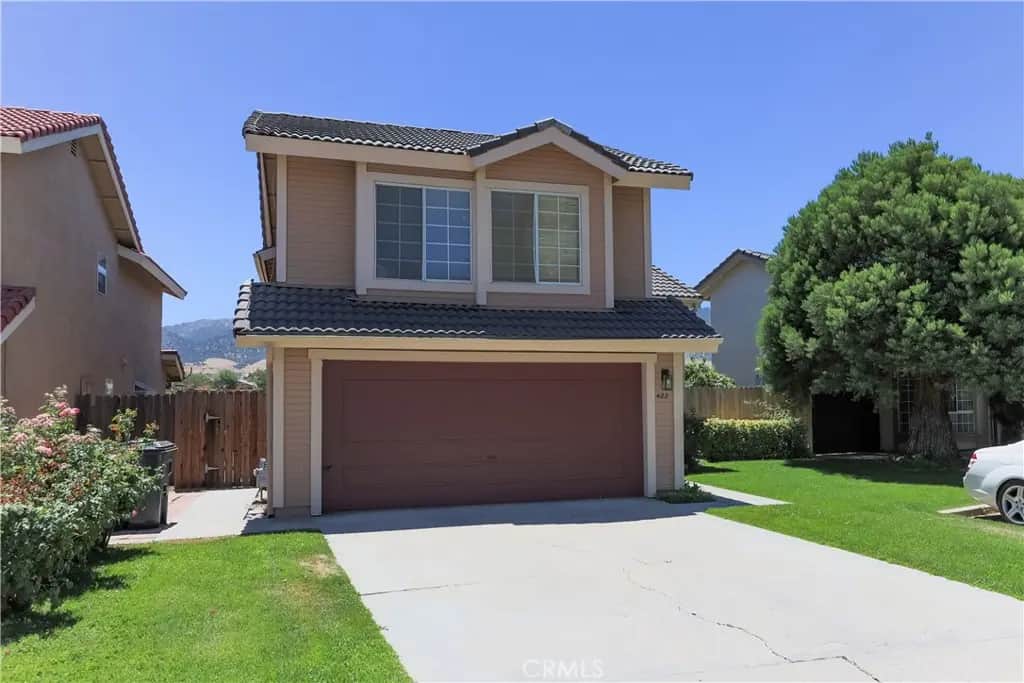422 Sherwood Place, Tehachapi, CA — listing photo 1