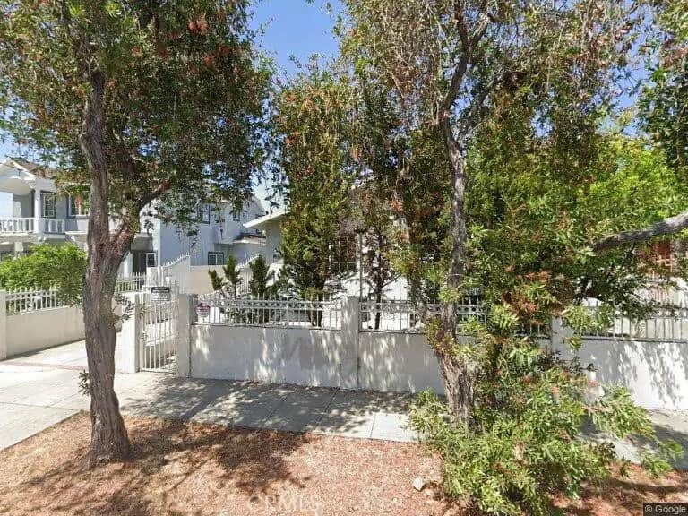 1123 N Alexandria, Los Angeles, CA — listing photo 1