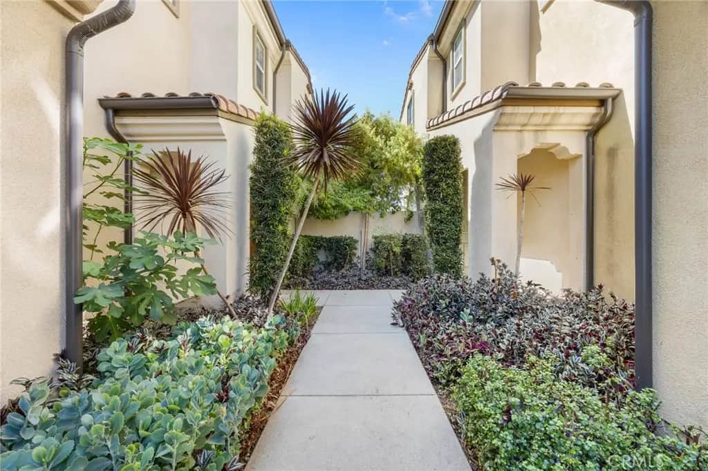 640 S Gladys, San Gabriel, CA — listing photo 1
