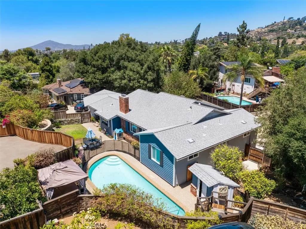 9350 Carmichael, La Mesa, CA — listing photo 1