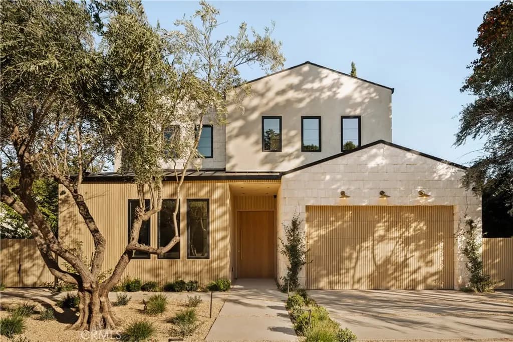 4724 Halbrent, Sherman Oaks, CA — listing photo 1