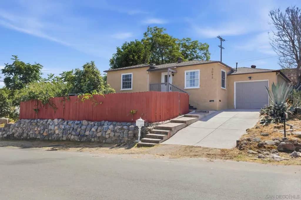 2095 Noble Street, Lemon Grove, CA — listing photo 1