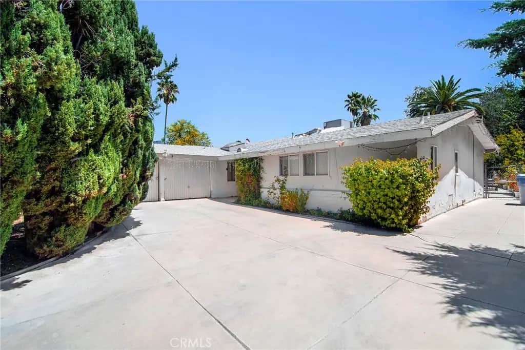5614 Oso Avenue, Woodland Hills, CA — listing photo 1