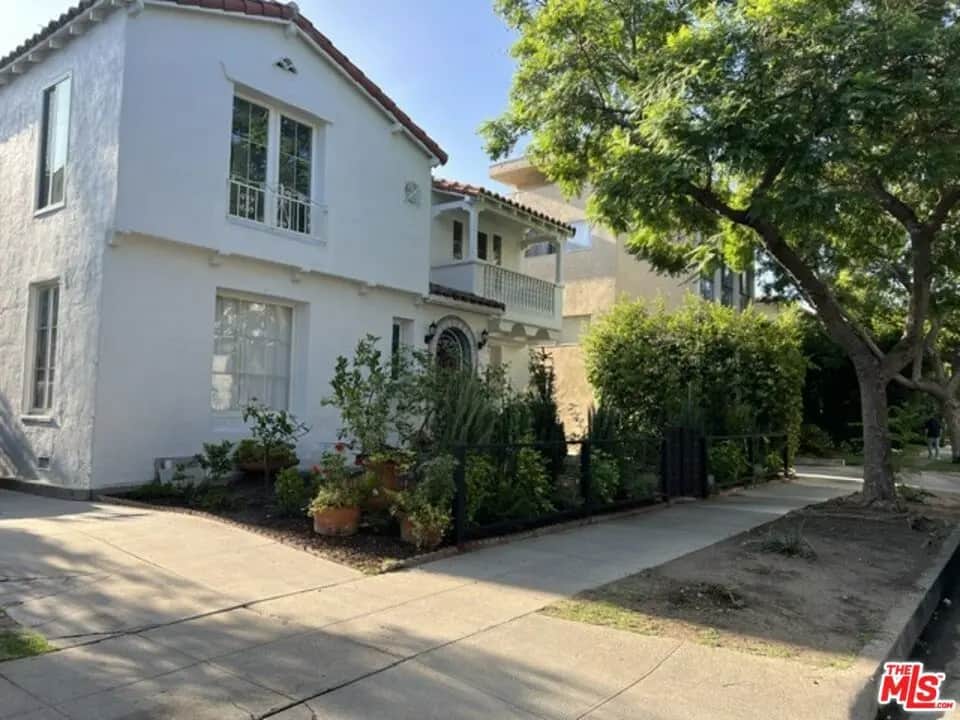 232 N La Peer Drive, Beverly Hills, CA — listing photo 1
