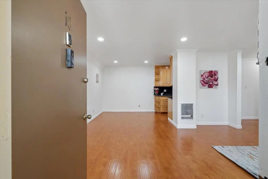 360 Auburn Way 10, San Jose, CA — listing photo 1