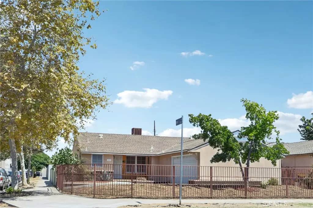 13155 Gault, Los Angeles, CA — listing photo 1