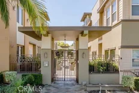 441 N Los Robles 16, Pasadena, CA — listing photo 1