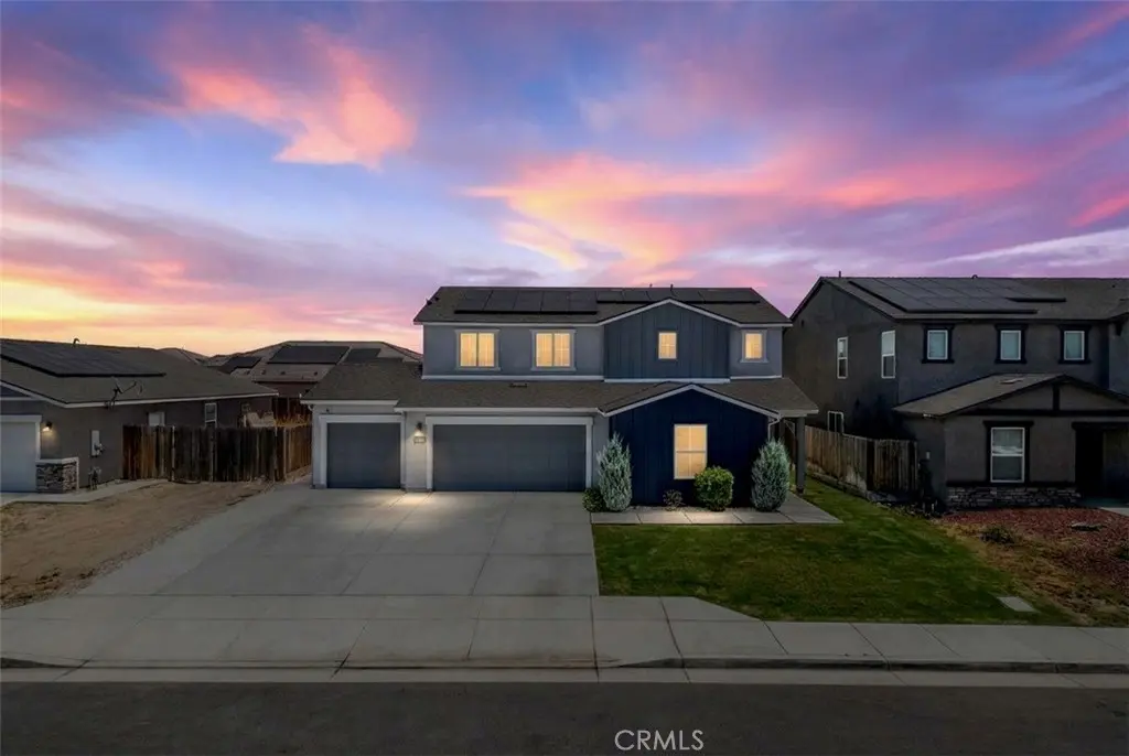 6604 Voyageurs Drive, Bakersfield, CA — listing photo 1