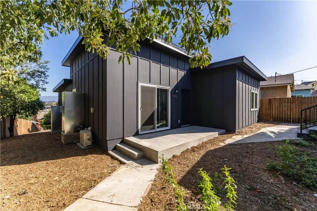 2530 Ganahl, Los Angeles, CA — listing photo 1