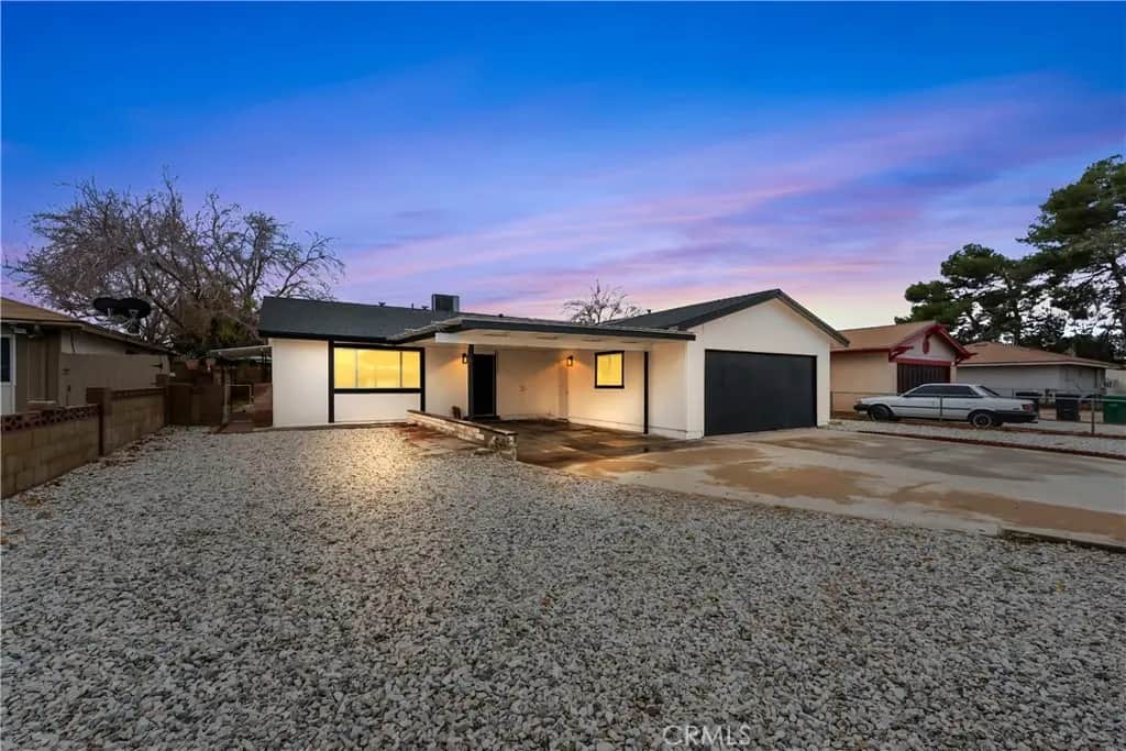 414 E Avenue J13, Lancaster, CA — listing photo 1