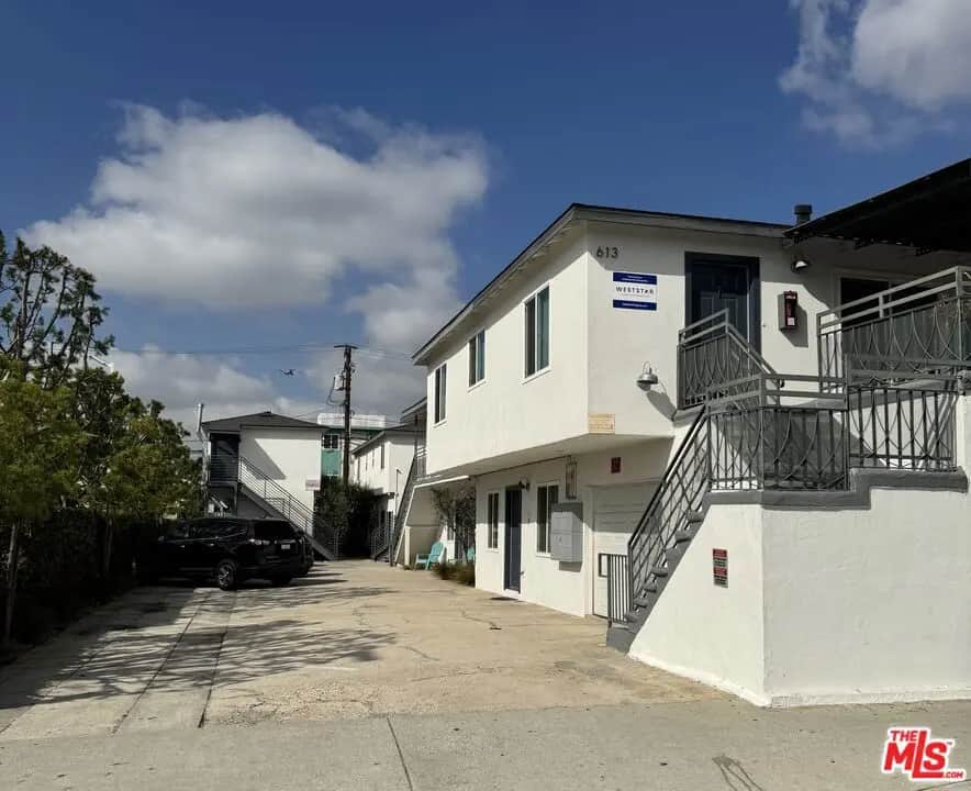 613 S Prairie Avenue 5, Inglewood, CA — listing photo 1