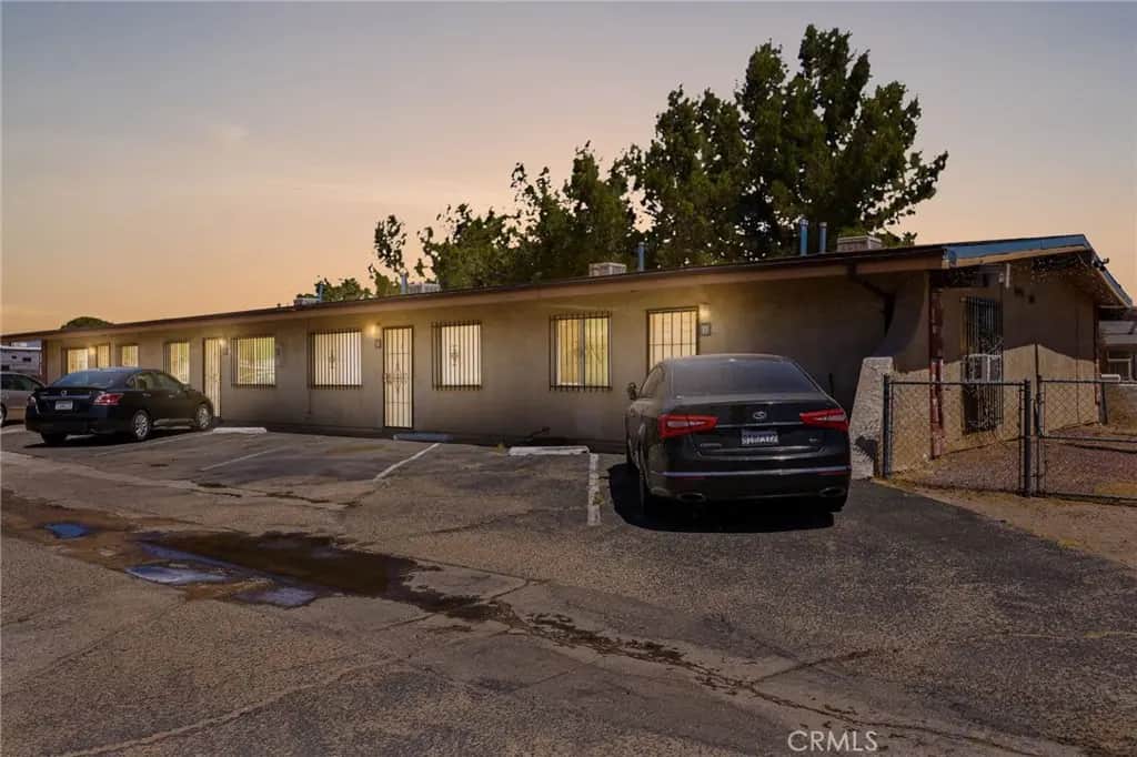 9140 E, Hesperia, CA — listing photo 1