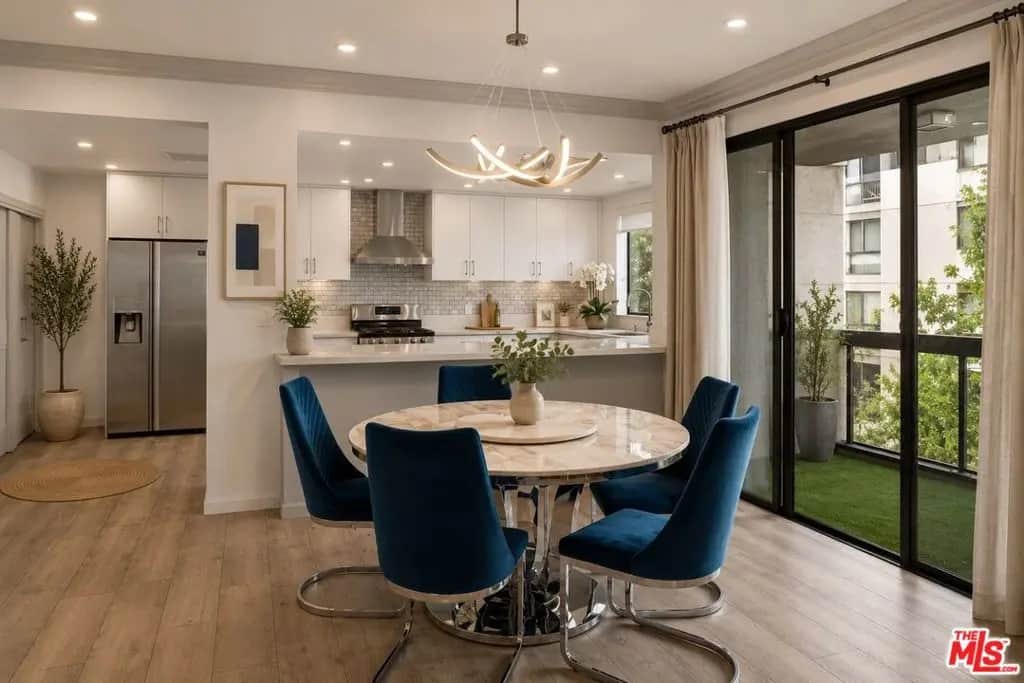 324 N Palm Drive 307, Beverly Hills, CA — listing photo 1