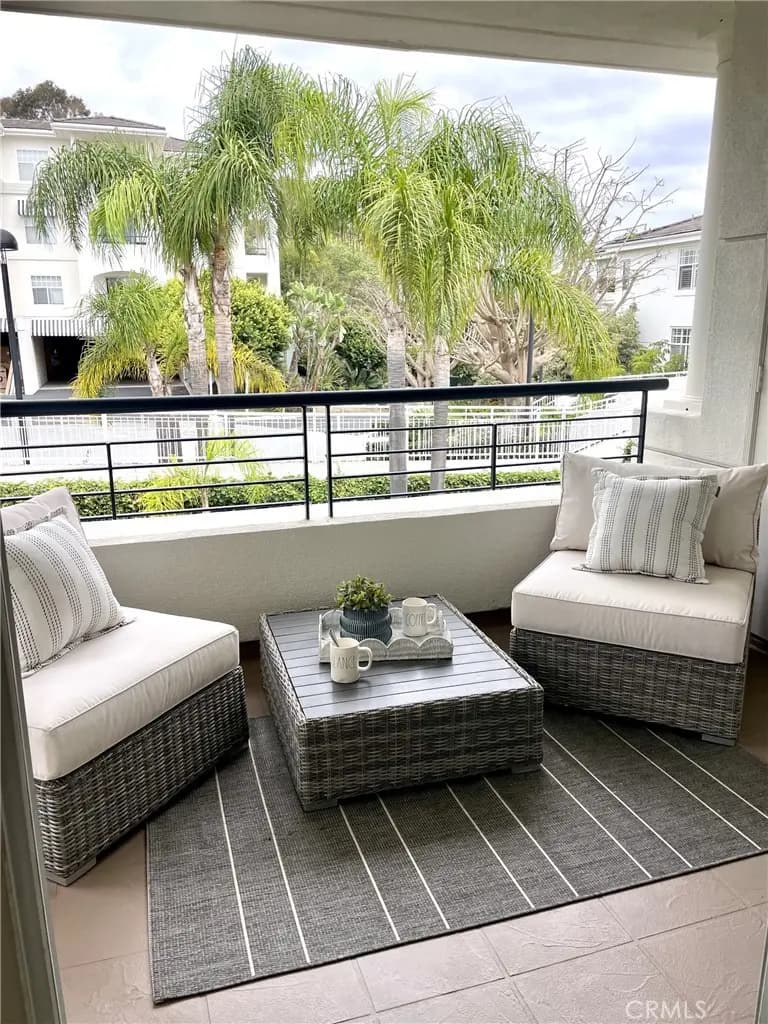 25432 Sea Bluffs Drive 302, Dana Point, CA — listing photo 1