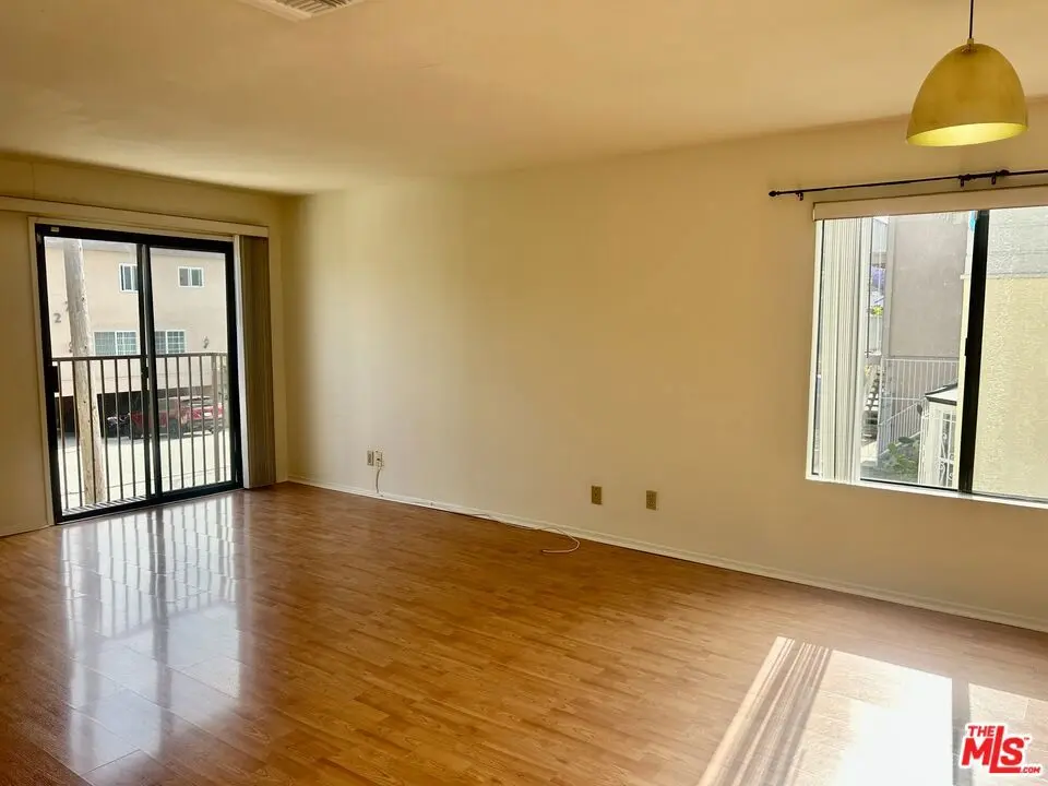 8515 Saturn Street 102, Los Angeles, CA — listing photo 1