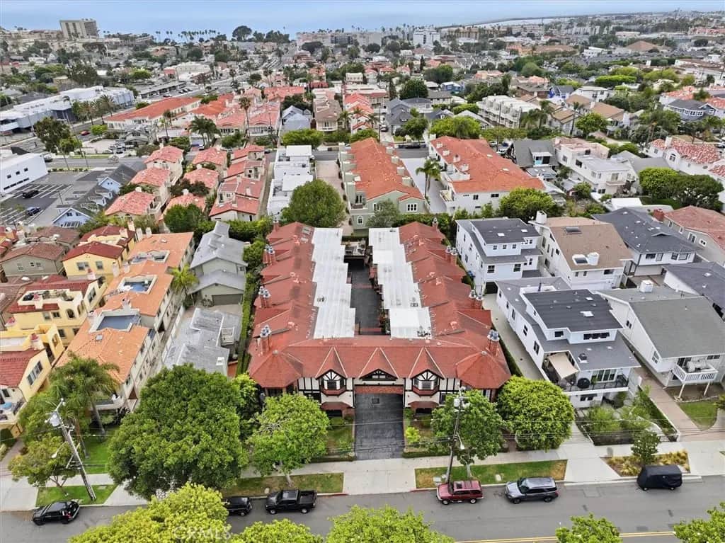 227 S Irena, Redondo Beach, CA — listing photo 1