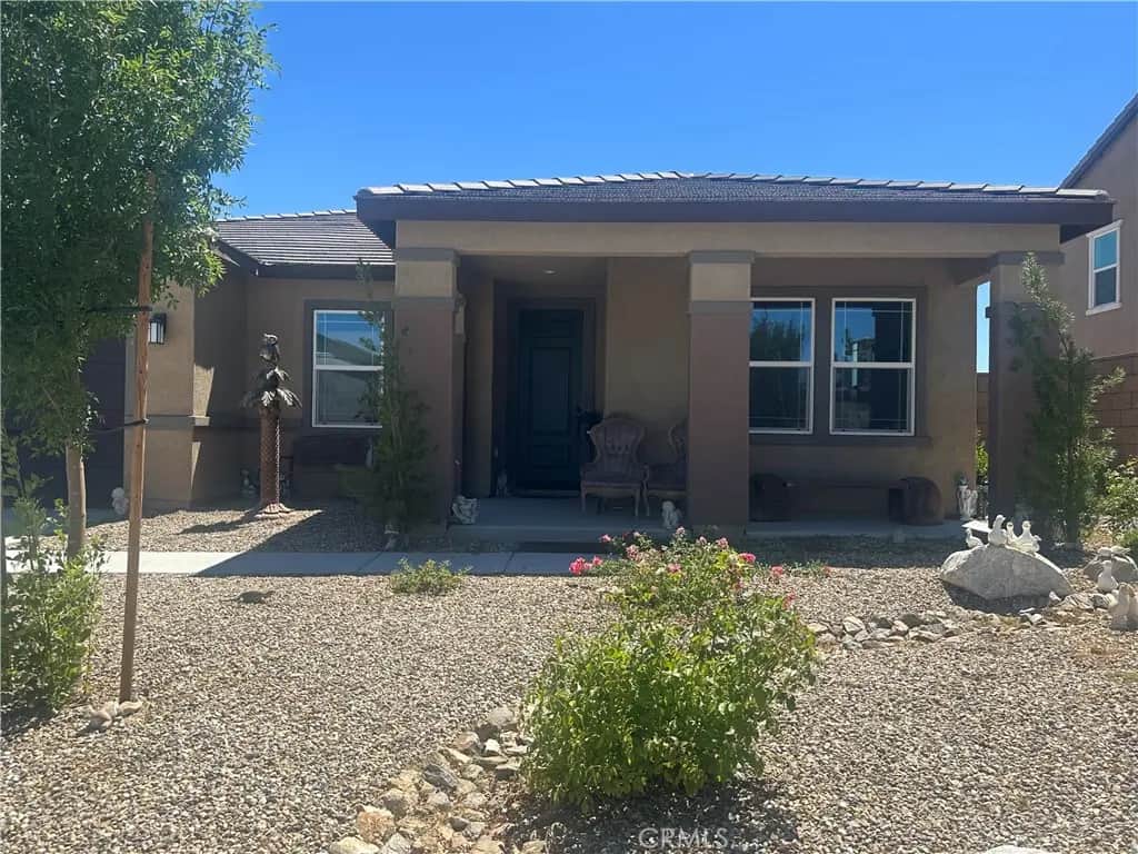 11475 Ferro Street, Victorville, CA — listing photo 1