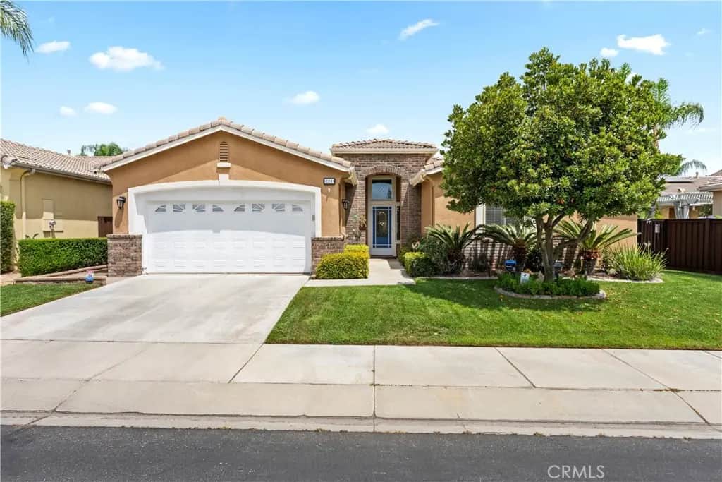 8280 Singh Court, Hemet, CA — listing photo 1