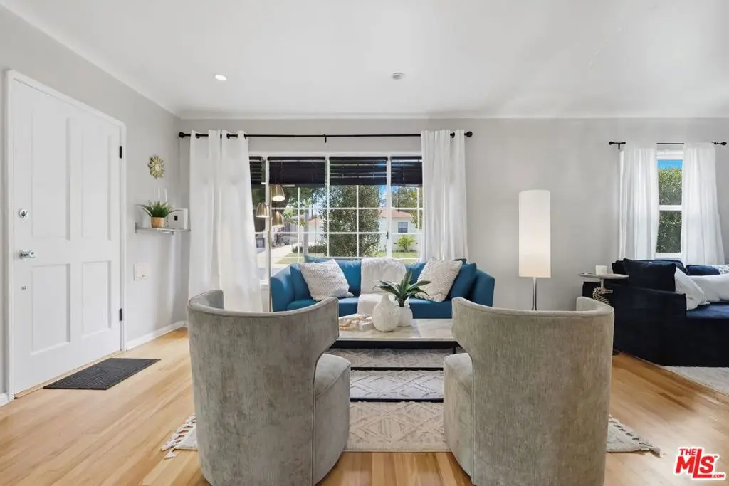 7870 Truxton Avenue, Los Angeles, CA — listing photo 1