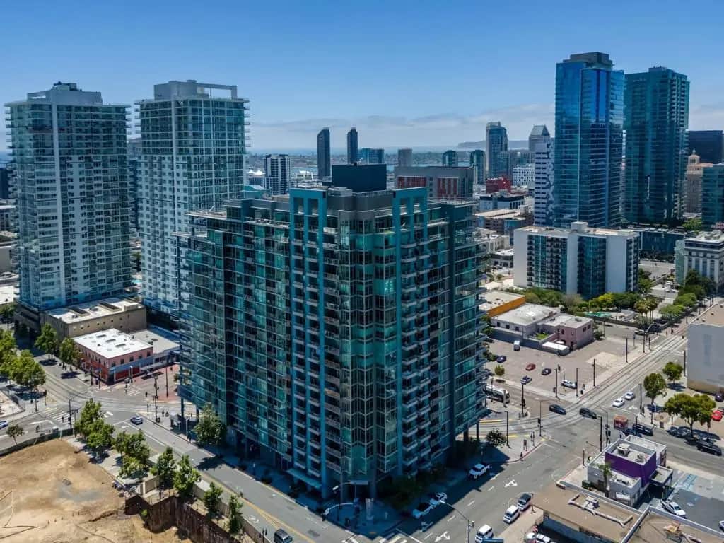 1080 Park Blvd 413, San Diego, CA — listing photo 1