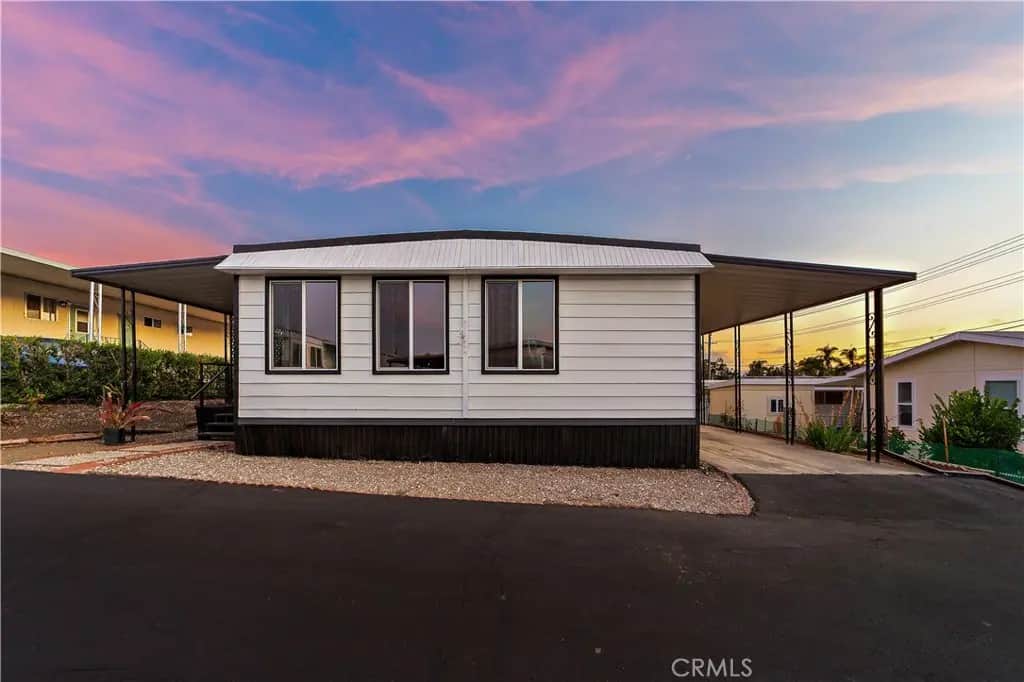 718 Sycamore Ave Space 97, Vista, CA — listing photo 1