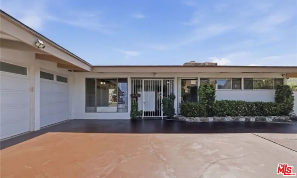 6732 Wooster Avenue, Los Angeles, CA — listing photo 1